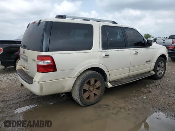 ✅ 2008 Ford Expedition Limited • VIN: 1FMFU20558LA46144 • Lot: 54631755. Listed on Copart with 176,769 mi. Free auction sales archive from the USA and detailed vehicle history report at DreamBid. Image 3.