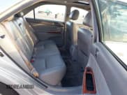 ✅ 2002 Toyota Camry XLE • VIN: JTDBF30K020058249 • Lot: 43419526. Wystawiony na IAAI z przebiegiem 185 552 mil. Bezpłatny archiwum sprzedaży aukcyjnych z USA i szczegółowy raport historii pojazdu na DreamBid. Zdjęcie 8.