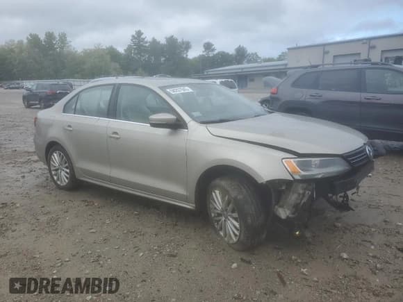 ✅ 2013 Volkswagen Jetta TDI w/Premium • VIN: 3VWLL7AJ6DM228797 • Lot: 58207945. Listed on Copart with 147,645 mi. Free auction sales archive from the USA and detailed vehicle history report at DreamBid. Image 4.