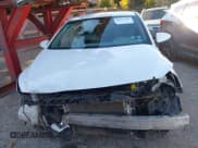 ✅ 2017 Hyundai Ioniq SEL • VIN: KMHC75LC9HU042534 • Lot: 40917465. Wystawiony na IAAI z przebiegiem 154 638 mil. Bezpłatny archiwum sprzedaży aukcyjnych z USA i szczegółowy raport historii pojazdu na DreamBid. Zdjęcie 13.