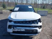 ✅ 2023 Jeep Compass Limited • VIN: 3C4NJDCN8PT534989 • Lot: 42061842. Wystawiony na IAAI z przebiegiem 19 031 mil. Bezpłatny archiwum sprzedaży aukcyjnych z USA i szczegółowy raport historii pojazdu na DreamBid. Zdjęcie 13.