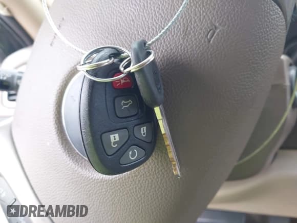 ✅ 2013 Chevrolet Tahoe LT • VIN: 1GNSCBE01DR200656 • Lot: 43838600. Wystawiony na IAAI z przebiegiem 95 314 mil. Bezpłatny archiwum sprzedaży aukcyjnych z USA i szczegółowy raport historii pojazdu na DreamBid. Zdjęcie 11.