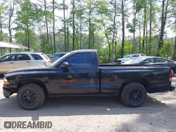 ✅ 1997 Dodge Dakota • VIN: 1B7FL26X6VS243843 • Lot: 42116742. Wystawiony na IAAI z przebiegiem 266 588 mil. Bezpłatny archiwum sprzedaży aukcyjnych z USA i szczegółowy raport historii pojazdu na DreamBid. Zdjęcie 14.