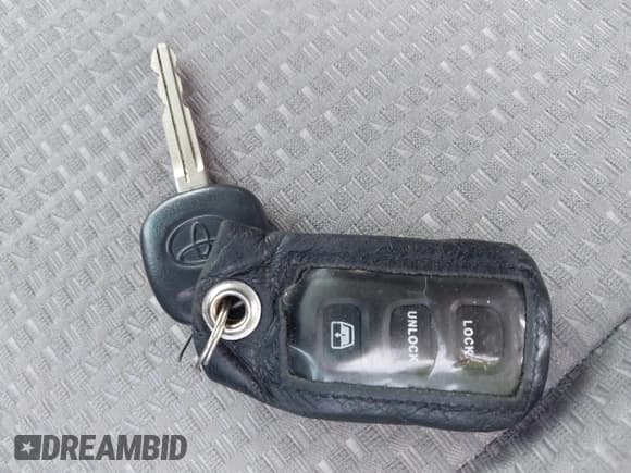 ✅ 2003 Toyota 4Runner SR5 • VIN: JTEBU14R238007075 • Lot: 42882285. Listed on IAAI with 245,122 mi. Free auction sales archive from the USA and detailed vehicle history report at DreamBid. Image 11.