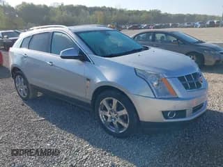✅ 2010 Cadillac SRX Premium Collection • VIN: 3GYFNFEY1AS622804 • Lot: 43307208. Wystawiony na IAAI z przebiegiem 138 861 mil. Bezpłatny archiwum sprzedaży aukcyjnych z USA i szczegółowy raport historii pojazdu na DreamBid. Zdjęcie 1.