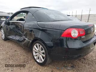 ✅ 2007 Volkswagen Eos 2.0T • VIN: WVWBA71F07V037774 • Lot: 43550804. Wystawiony na IAAI z przebiegiem 84 116 mil. Bezpłatny archiwum sprzedaży aukcyjnych z USA i szczegółowy raport historii pojazdu na DreamBid. Zdjęcie 3.