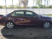 ✅ 2009 Honda Accord EX-L • VIN: 1HGCP26879A201257 • Lot: 42103690. Wystawiony na IAAI z przebiegiem 306 465 mil. Bezpłatny archiwum sprzedaży aukcyjnych z USA i szczegółowy raport historii pojazdu na DreamBid. Zdjęcie 13.