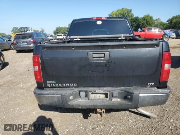 ✅ 2010 Chevrolet Silverado 1500 LTZ • VIN: 3GCRKTE38AG268104 • Лот: 70169855. Опубликован ранее на Copart с пробегом 225 319 миль. Бесплатный доступ к архиву аукционных продаж из США и подробный отчёт об истории автомобиля на DreamBid. Изображение 6.