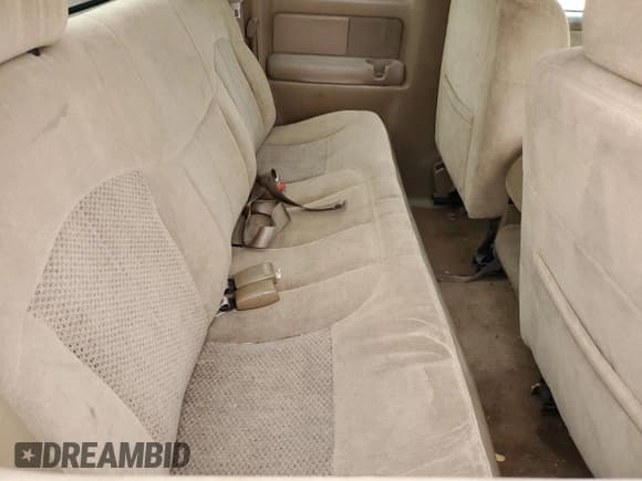 ✅ 2000 Chevrolet Silverado 1500 LS • VIN: 2GCEC19T8Y1203685 • Лот: 79040924. Опубликован ранее на Copart с пробегом 229 977 миль. Бесплатный доступ к архиву аукционных продаж из США и подробный отчёт об истории автомобиля на DreamBid. Изображение 11.