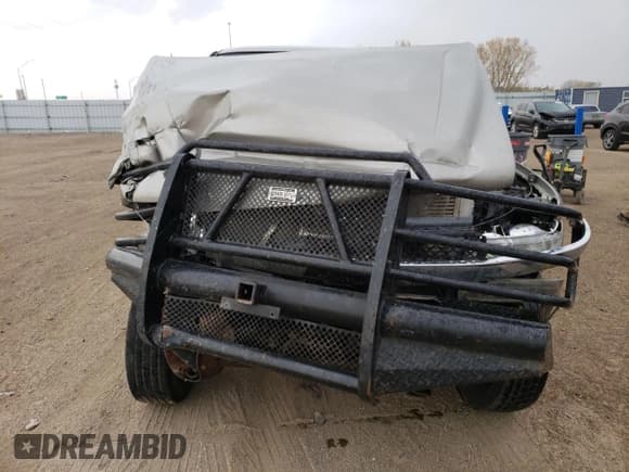 ✅ 2002 Chevrolet Silverado 2500HD LS • VIN: 1GCHK23122F242558 • Lot: 76048264. Listed on Copart with Not provided. Free auction sales archive from the USA and detailed vehicle history report at DreamBid. Image 5.
