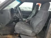 ✅ 2000 Chevrolet S-10 LS Xtreme • VIN: 1GCCS19WXY8254204 • Лот: 43044855. Опубликован ранее на Copart с пробегом 142 391 миль. Бесплатный доступ к архиву аукционных продаж из США и подробный отчёт об истории автомобиля на DreamBid. Изображение 7.