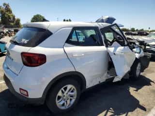 2021 Hyundai Venue SE z VIN KMHRB8A31MU068553, wystawiony jako Copart lot #68105444 z przebiegiem 84 345 mil mil oraz Szkoda całkowita • Salvage title. Historia ofert i sprzedaży dostępna na DreamBid. Obrazek 3.