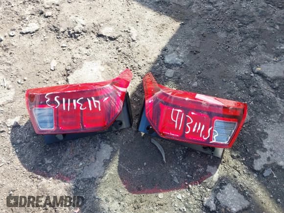 ✅ 2021 Hyundai Palisade SEL • VIN: KM8R44HE5MU322517 • Лот: 41311153. Опубликован ранее на IAAI с пробегом 94 946 миль. Бесплатный доступ к архиву аукционных продаж из США и подробный отчёт об истории автомобиля на DreamBid. Изображение 12.