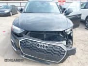 ✅ 2023 Audi Q5 S line Premium Plus • VIN: WA1EAAFY3P2145743 • Lot: 42280077. Wystawiony na IAAI z przebiegiem 23 746 mil. Bezpłatny archiwum sprzedaży aukcyjnych z USA i szczegółowy raport historii pojazdu na DreamBid. Zdjęcie 6.