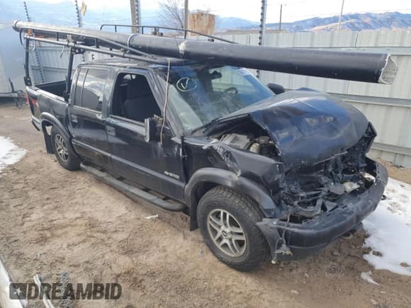 ✅ 2004 Chevrolet S-10 LS • VIN: 1GCDT13XX4K123872 • Лот: 76417194. Опубликован ранее на Copart с пробегом Не указан. Бесплатный доступ к архиву аукционных продаж из США и подробный отчёт об истории автомобиля на DreamBid. Изображение 4.