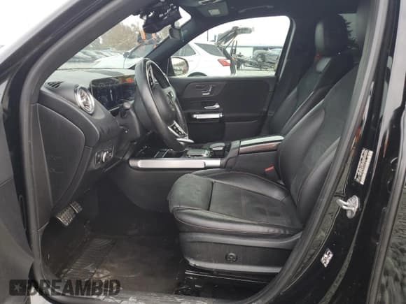 ✅ 2021 Mercedes-Benz GLB 250 • VIN: W1N4M4HB6MW090575 • Lot: 92856995. Listed on Copart with 140,705 mi. Free auction sales archive from the USA and detailed vehicle history report at DreamBid. Image 7.