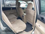 ✅ 2013 Toyota Highlander • VIN: 5TDZA3EH3DS036403 • Lot: 43058226. Wystawiony na IAAI z przebiegiem 135 542 mil. Bezpłatny archiwum sprzedaży aukcyjnych z USA i szczegółowy raport historii pojazdu na DreamBid. Zdjęcie 8.