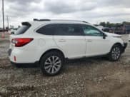 ✅ 2017 Subaru Outback Touring • VIN: 4S4BSATC1H3314339 • Lot: 81827165. Wystawiony na Copart z przebiegiem 104 492 mil. Bezpłatny archiwum sprzedaży aukcyjnych z USA i szczegółowy raport historii pojazdu na DreamBid. Zdjęcie 3.