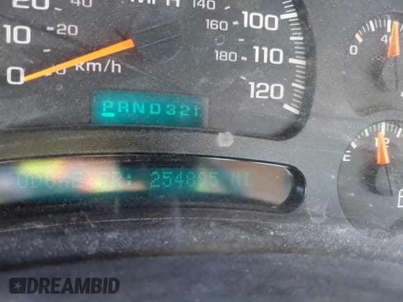 ✅ 2005 Chevrolet Silverado 2500HD LT • VIN: 1GCHC23UX5F811703 • Lot: 43603568. Wystawiony na IAAI z przebiegiem 254 895 mil. Bezpłatny archiwum sprzedaży aukcyjnych z USA i szczegółowy raport historii pojazdu na DreamBid. Zdjęcie 16.