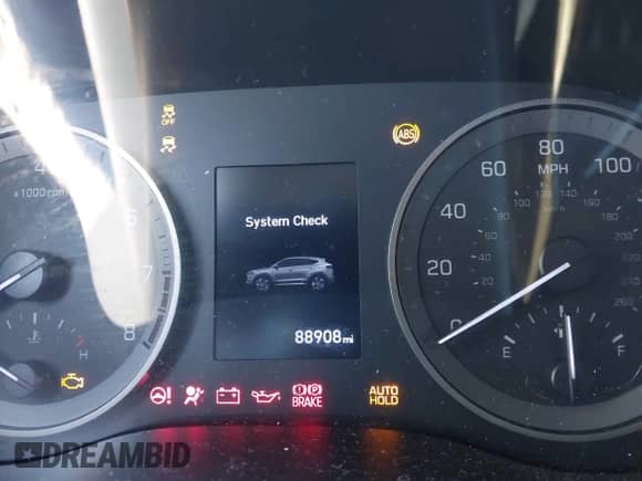 2019 Hyundai Tucson SE с VIN KM8J23A45KU057920, выставлен на аукционе IAAI как лот 43488936 с пробегом 88 908 миль миль и . История ставок и продаж доступна на DreamBid. Изображение 7.