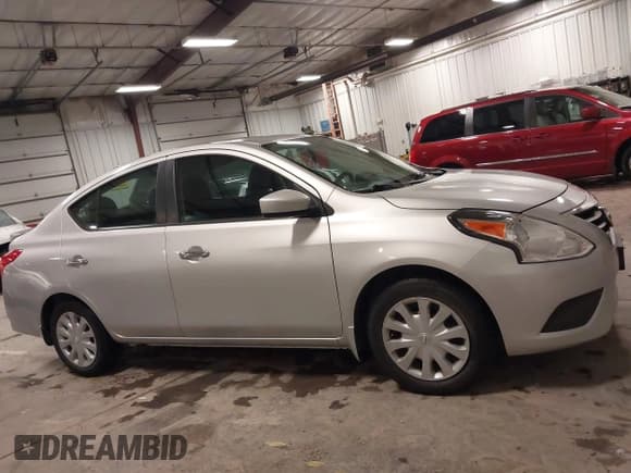 ✅ 2015 Nissan Versa SV • VIN: 3N1CN7AP3FL832756 • Lot: 43743263. Listed on IAAI with 164,466 mi. Free auction sales archive from the USA and detailed vehicle history report at DreamBid. Image 13.