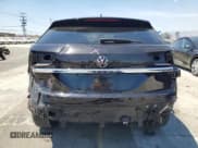✅ 2021 Volkswagen Atlas SE • VIN: 1V2PE2CA4MC224391 • Lot: 67951355. Listed on Copart with 60,596 mi. Free auction sales archive from the USA and detailed vehicle history report at DreamBid. Image 6.