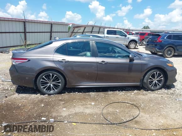 2020 Toyota Camry Hybrid SE с VIN 4T1G31AK4LU543890, выставлен на аукционе IAAI как лот 42829701 с пробегом 93 622 миль миль и . История ставок и продаж доступна на DreamBid. Изображение 13.