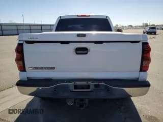 ✅ 2006 Chevrolet Silverado 1500 LT1 • VIN: 2GCEC13N061339994 • Лот: 77231254. Опубликован ранее на Copart с пробегом 16 миль. Бесплатный доступ к архиву аукционных продаж из США и подробный отчёт об истории автомобиля на DreamBid. Изображение 6.