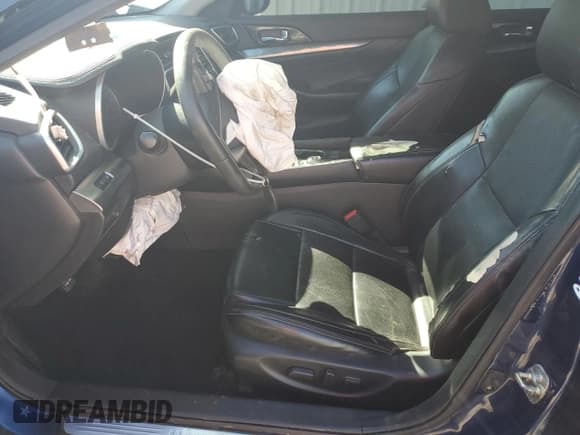 ✅ 2019 Nissan Maxima SV • VIN: 1N4AA6AV4KC368588 • Lot: 84033005. Wystawiony na Copart z przebiegiem 117 581 mil. Bezpłatny archiwum sprzedaży aukcyjnych z USA i szczegółowy raport historii pojazdu na DreamBid. Zdjęcie 7.