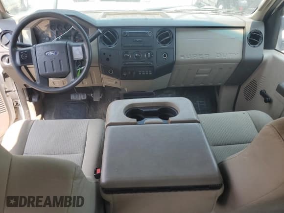 ✅ 2008 Ford F-350 XL • VIN: 1FTSW31R58ED26199 • Lot: 59855455. Listed on Copart with 235,064 mi. Free auction sales archive from the USA and detailed vehicle history report at DreamBid. Image 8.