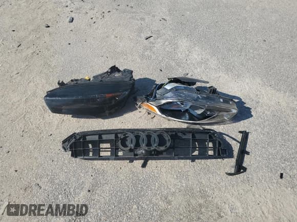 ✅ 2016 Audi S7 • VIN: WAUW2AFC7GN079947 • Лот: 65709985. Опубликован ранее на Copart с пробегом 104 064 миль. Бесплатный доступ к архиву аукционных продаж из США и подробный отчёт об истории автомобиля на DreamBid. Изображение 12.