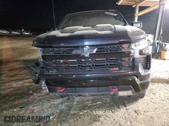 ✅ 2022 Chevrolet Silverado 1500 LT Trail Boss • VIN: 3GCUDFED8NG656468 • Lot: 84808744. Wystawiony na Copart z przebiegiem 50 162 mil. Bezpłatny archiwum sprzedaży aukcyjnych z USA i szczegółowy raport historii pojazdu na DreamBid. Zdjęcie 5.