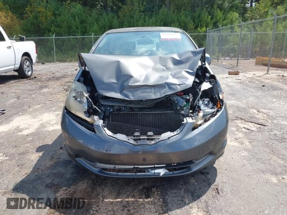 ✅ 2013 Honda Fit • VIN: JHMGE8H31DC009516 • Лот: 43189998. Опубликован ранее на IAAI с пробегом 170 457 миль. Бесплатный доступ к архиву аукционных продаж из США и подробный отчёт об истории автомобиля на DreamBid. Изображение 6.