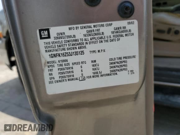 ✅ 2003 Chevrolet Suburban LT • VIN: 1GNFK16Z53J135125 • Лот: 81666104. Опубликован ранее на Copart с пробегом 261 790 миль. Бесплатный доступ к архиву аукционных продаж из США и подробный отчёт об истории автомобиля на DreamBid. Изображение 15.