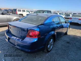 ✅ 2013 Dodge Avenger SXT • VIN: 1C3CDZCB0DN576395 • Лот: 42638865. Опубликован ранее на Copart с пробегом 100 632 миль. Бесплатный доступ к архиву аукционных продаж из США и подробный отчёт об истории автомобиля на DreamBid. Изображение 3.