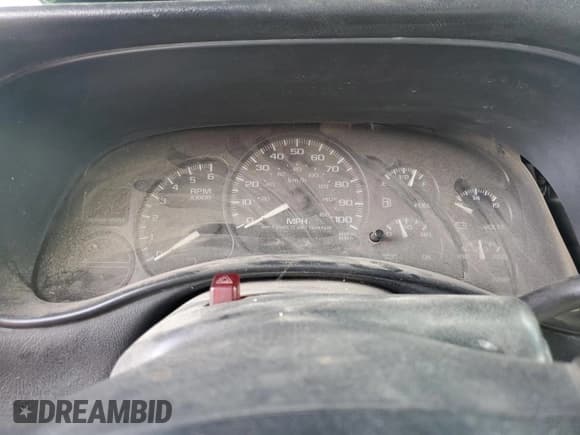 ✅ 2002 Chevrolet Silverado 2500HD • VIN: 1GCHK29U22E132147 • Lot: 91255045. Wystawiony na Copart z przebiegiem Nie podano. Bezpłatny archiwum sprzedaży aukcyjnych z USA i szczegółowy raport historii pojazdu na DreamBid. Zdjęcie 9.