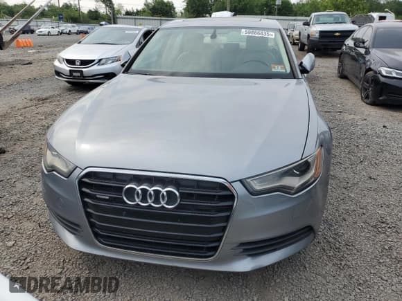 ✅ 2015 Audi A6 Premium • VIN: WAUFFAFC3FN033793 • Lot: 59886835. Wystawiony na Copart z przebiegiem 127 361 mil. Bezpłatny archiwum sprzedaży aukcyjnych z USA i szczegółowy raport historii pojazdu na DreamBid. Zdjęcie 5.