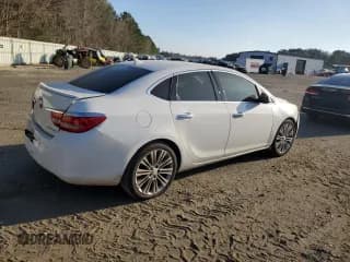 ✅ 2013 Buick Verano Convenience Group • VIN: 1G4PR5SK8D4243470 • Lot: 60058674. Wystawiony na Copart z przebiegiem 198 904 mil. Bezpłatny archiwum sprzedaży aukcyjnych z USA i szczegółowy raport historii pojazdu na DreamBid. Zdjęcie 3.