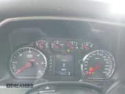 ✅ 2018 Chevrolet Silverado 1500 Work Truck • VIN: 1GCNCNEH8JZ371123 • Lot: 43257336. Wystawiony na IAAI z przebiegiem 79 467 mil. Bezpłatny archiwum sprzedaży aukcyjnych z USA i szczegółowy raport historii pojazdu na DreamBid. Zdjęcie 7.