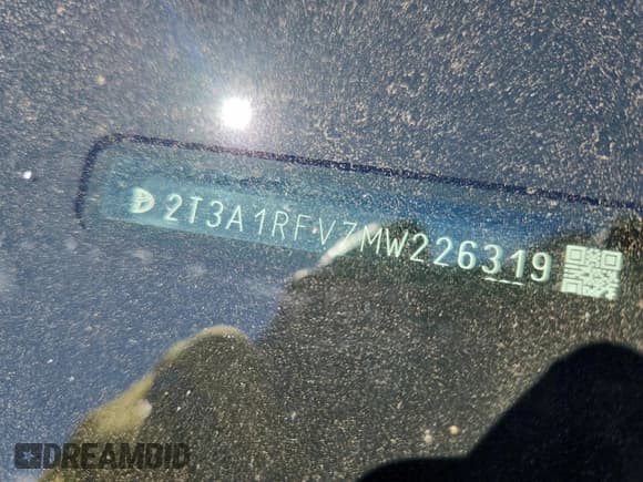 ✅ 2021 Toyota RAV4 XLE Premium • VIN: 2T3A1RFV7MW226319 • Lot: 64962575. Listed on Copart with 47,346 mi. Free auction sales archive from the USA and detailed vehicle history report at DreamBid. Image 13.