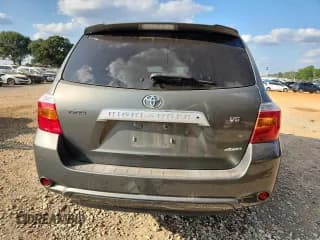 ✅ 2009 Toyota Highlander Limited • VIN: JTEES42A492120992 • Лот: 71771575. Опубликован ранее на Copart с пробегом 72 151 миль. Бесплатный доступ к архиву аукционных продаж из США и подробный отчёт об истории автомобиля на DreamBid. Изображение 6.