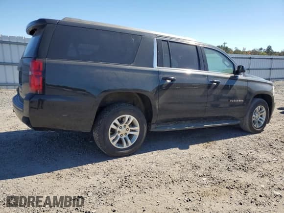 ✅ 2020 Chevrolet Suburban LS • VIN: 1GNSKGKC1LR209127 • Lot: 75593484. Listed on Copart with 60,782 mi. Free auction sales archive from the USA and detailed vehicle history report at DreamBid. Image 3.