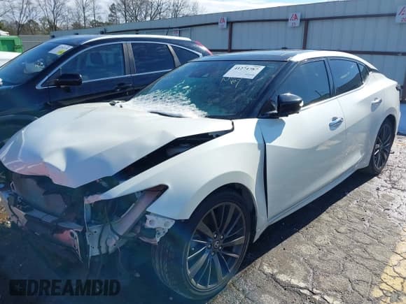 ✅ 2020 Nissan Maxima Platinum • VIN: 1N4AA6FV1LC381227 • Lot: 41274787. Wystawiony na IAAI z przebiegiem 85 788 mil. Bezpłatny archiwum sprzedaży aukcyjnych z USA i szczegółowy raport historii pojazdu na DreamBid. Zdjęcie 17.