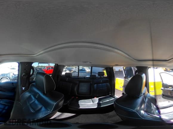 ✅ 2007 Lincoln Mark LT • VIN: 5LTPW16537FJ00894 • Лот: 42620831. Опубликован ранее на IAAI с пробегом 147 901 миль. Бесплатный доступ к архиву аукционных продаж из США и подробный отчёт об истории автомобиля на DreamBid. Изображение 19.