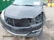 ✅ 2014 Chevrolet Traverse LT • VIN: 1GNKVGKD4EJ348282 • Lot: 42498340. Wystawiony na IAAI z przebiegiem 172 179 mil. Bezpłatny archiwum sprzedaży aukcyjnych z USA i szczegółowy raport historii pojazdu na DreamBid. Zdjęcie 6.