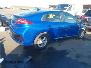 ✅ 2017 Hyundai Ioniq SEL • VIN: KMHC75LC8HU039172 • Lot: 41226590. Wystawiony na IAAI z przebiegiem 88 812 mil. Bezpłatny archiwum sprzedaży aukcyjnych z USA i szczegółowy raport historii pojazdu na DreamBid. Zdjęcie 4.
