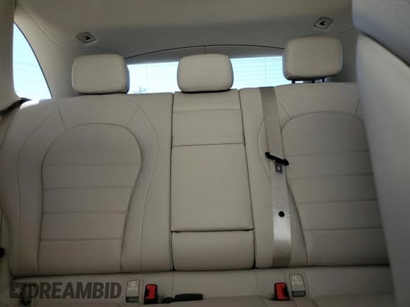 ✅ 2021 Mercedes-Benz GLC 300 • VIN: W1N0G8DB6MV270678 • Lot: 86486955. Wystawiony na Copart z przebiegiem 62 637 mil. Bezpłatny archiwum sprzedaży aukcyjnych z USA i szczegółowy raport historii pojazdu na DreamBid. Zdjęcie 10.