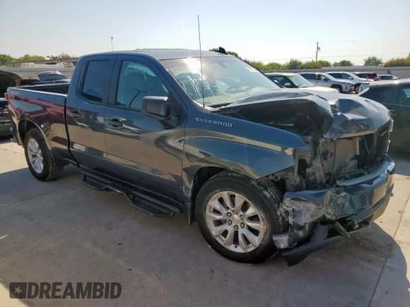 ✅ 2020 Chevrolet Silverado 1500 Custom • VIN: 1GCRYBEK1LZ264012 • Lot: 80223235. Listed on Copart with 88,152 mi. Free auction sales archive from the USA and detailed vehicle history report at DreamBid. Image 4.