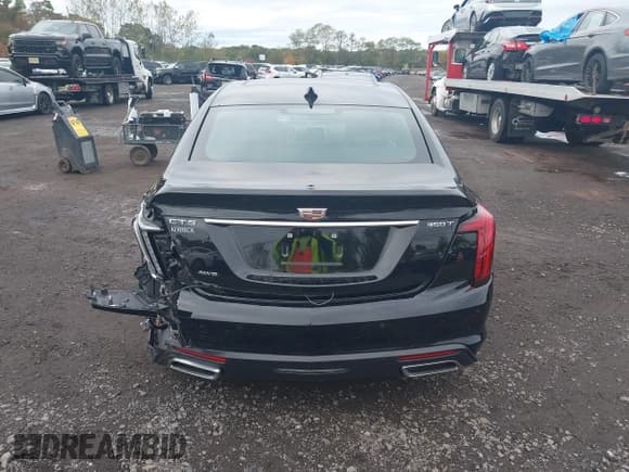 ✅ 2022 Cadillac CT5 Premium Luxury • VIN: 1G6DT5RK5N0119117 • Lot: 43400100. Listed on IAAI with 28,024 mi. Free auction sales archive from the USA and detailed vehicle history report at DreamBid. Image 16.