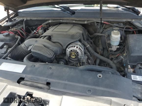 ✅ 2011 Chevrolet Tahoe Commercial • VIN: 1GNLC2E0XBR136988 • Lot: 60869755. Listed on Copart with 190,507 mi. Free auction sales archive from the USA and detailed vehicle history report at DreamBid. Image 12.